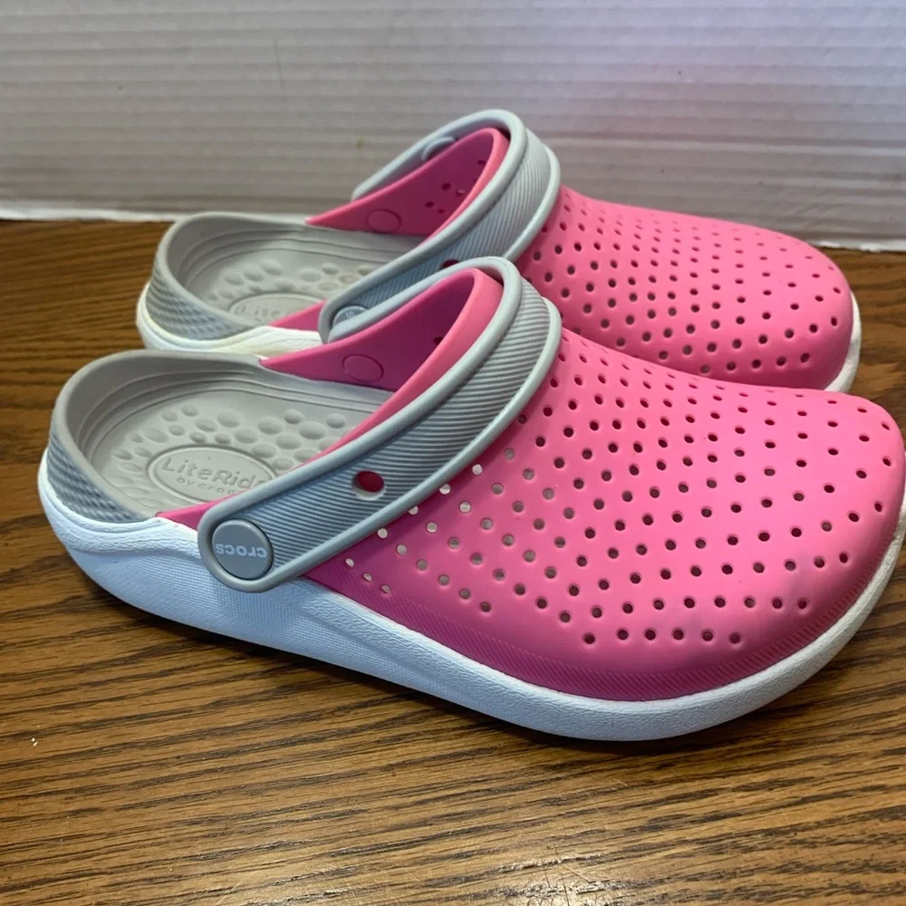 Crocs LiteRide Pink and Gray Water Shoes size J2 light weight comfort fun